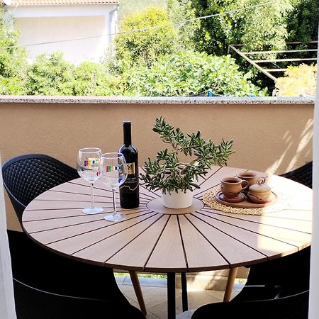 Family Apartment B&B Biograd Na Moru Buitenkant foto
