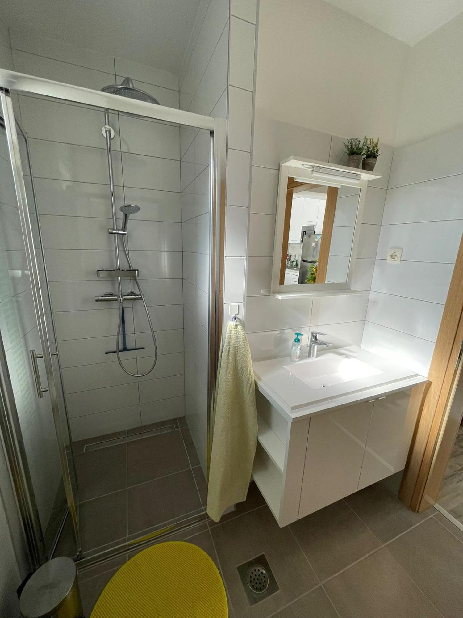 Family Apartment B&B Biograd Na Moru Buitenkant foto